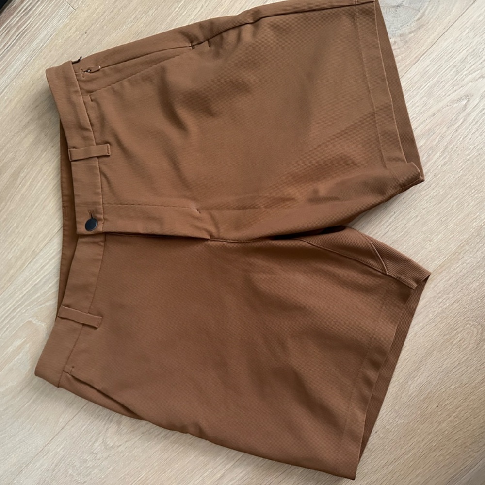 Men's Tailored Brown Shorts